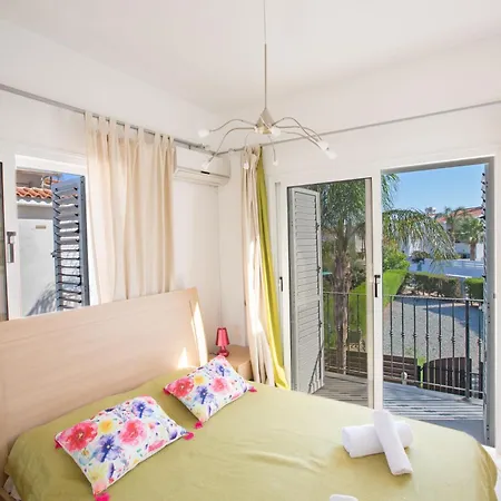 Charmante 3 Schlafzimmer Di12 Mit Privatem Pool Casa vacanze *